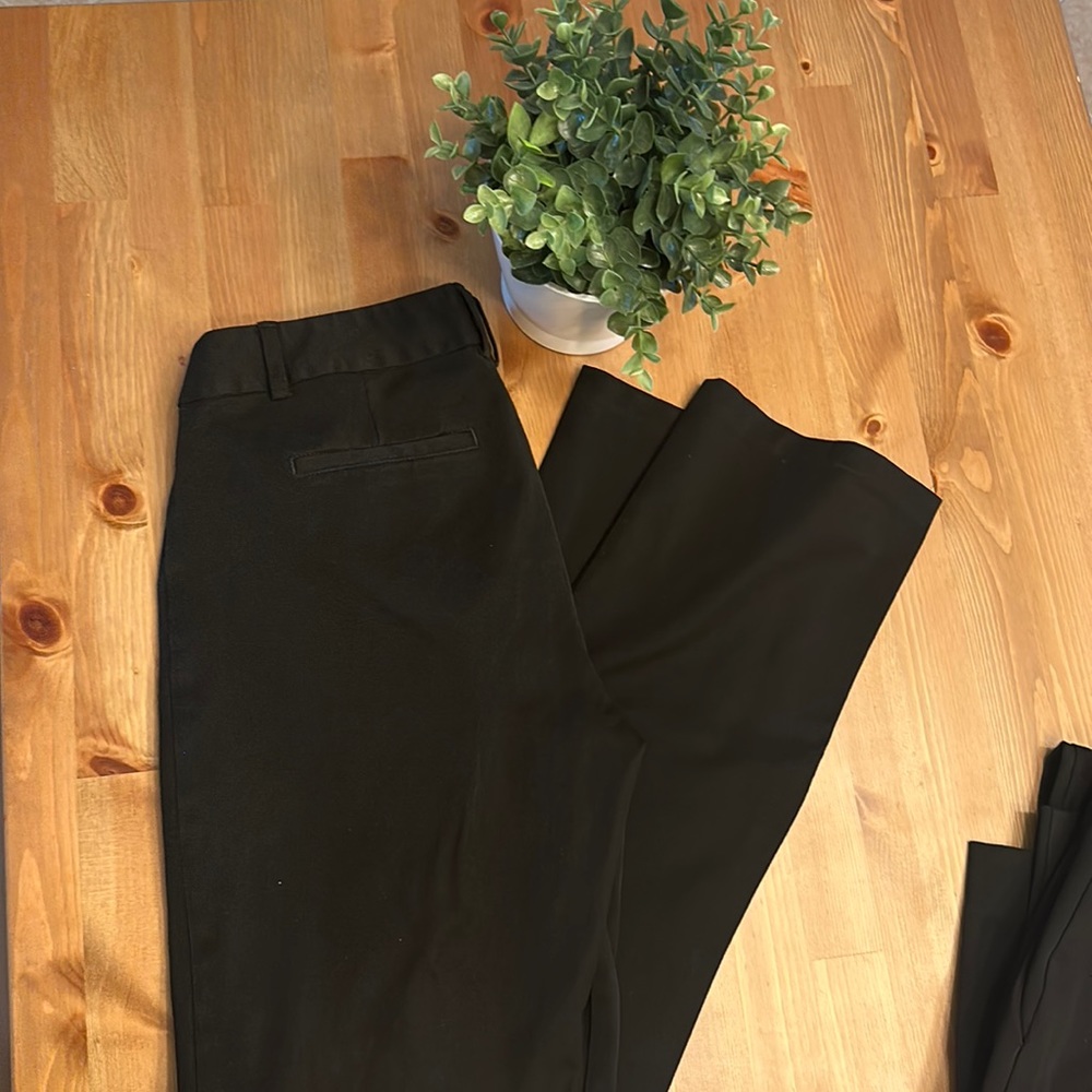 Express dress pants. 2R. Like new.